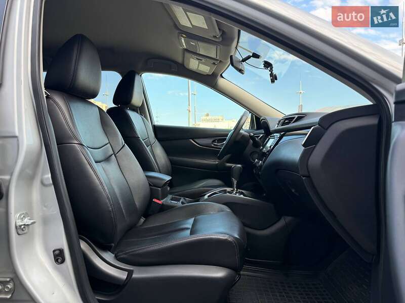 Позашляховик / Кросовер Nissan Rogue 2015 в Києві фото 12 Позашляховик / Кросовер Nissan Rogue 2015 в Києві