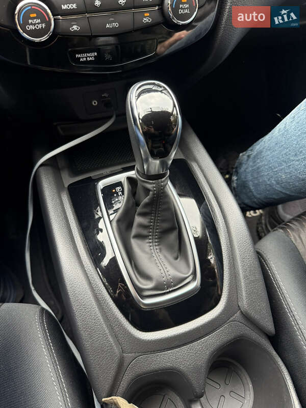 Внедорожник / Кроссовер Nissan Rogue 2018 в Запорожье фото 18 Внедорожник / Кроссовер Nissan Rogue 2018 в Запорожье