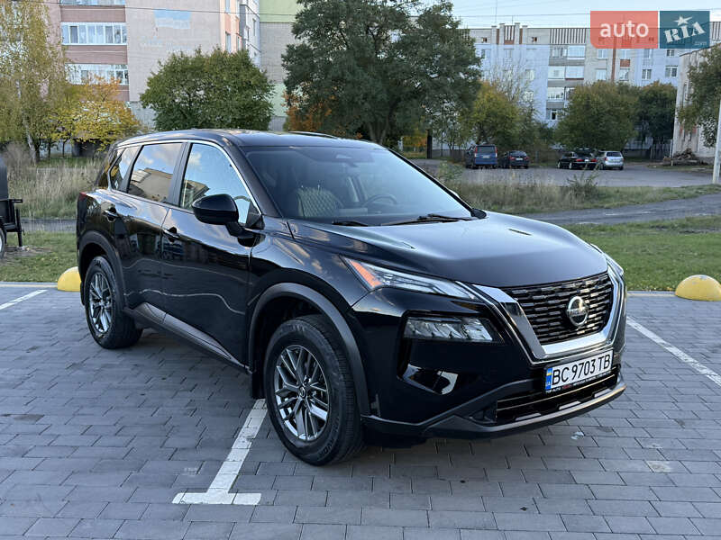Nissan Rogue 2021