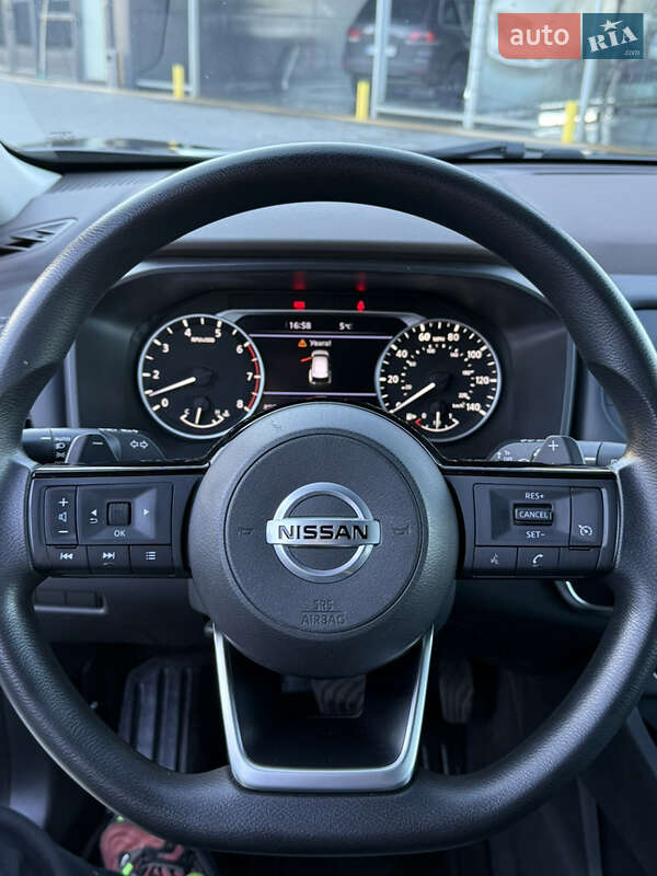 Внедорожник / Кроссовер Nissan Rogue 2021 в Шептицькому