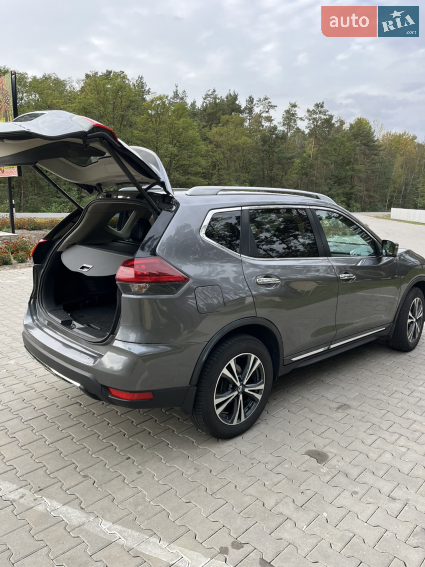 2017 Nissan Rogue - мініатюра 16