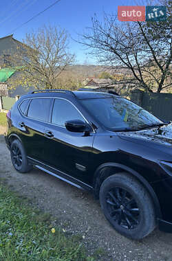Внедорожник / Кроссовер Nissan Rogue 2016 в 