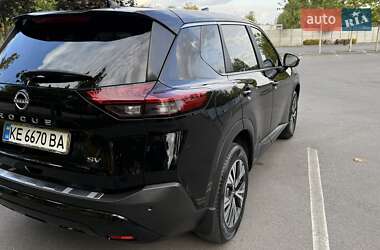 Внедорожник / Кроссовер Nissan Rogue 2022 в 