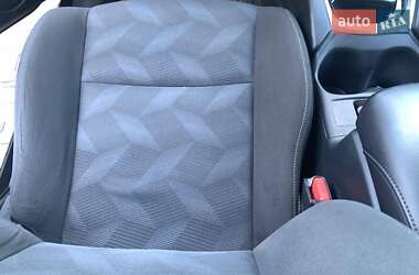Внедорожник / Кроссовер Nissan Rogue 2015 в 