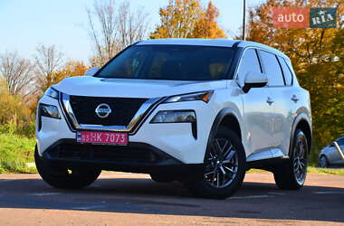 Внедорожник / Кроссовер Nissan Rogue 2021 в 