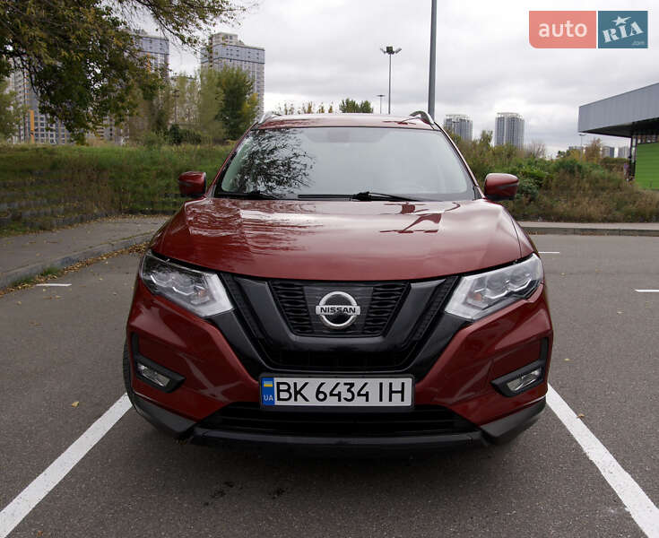 Позашляховик / Кросовер Nissan Rogue 2018 в Києві