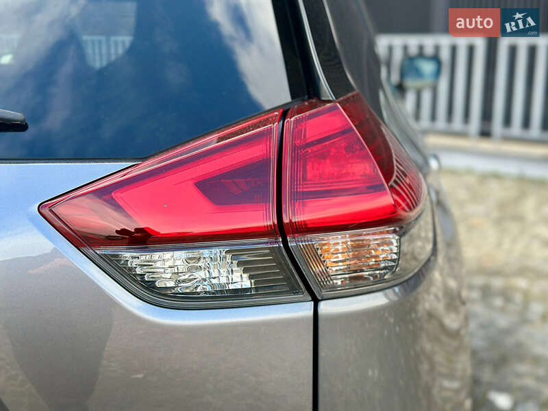 Внедорожник / Кроссовер Nissan Rogue 2017 в Днепре фото 12 Внедорожник / Кроссовер Nissan Rogue 2017 в Днепре