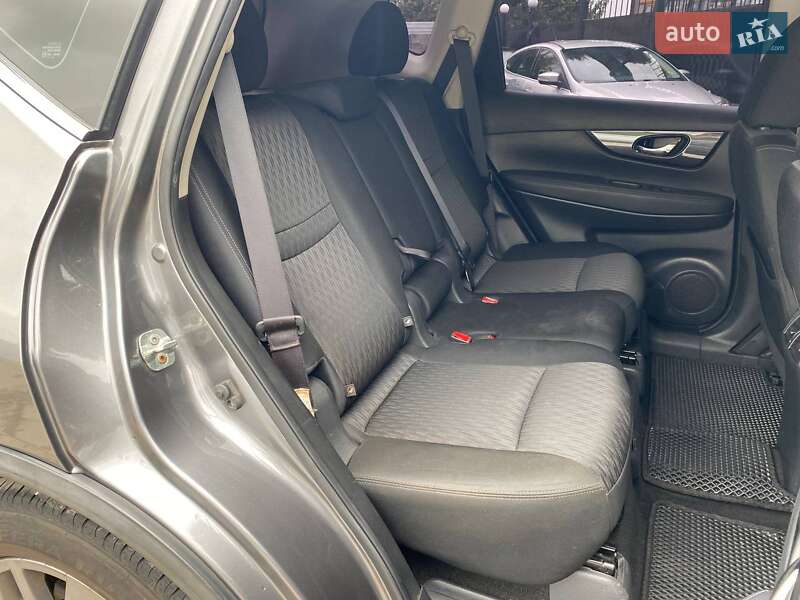 Позашляховик / Кросовер Nissan Rogue 2018 в Києві фото 11 Позашляховик / Кросовер Nissan Rogue 2018 в Києві
