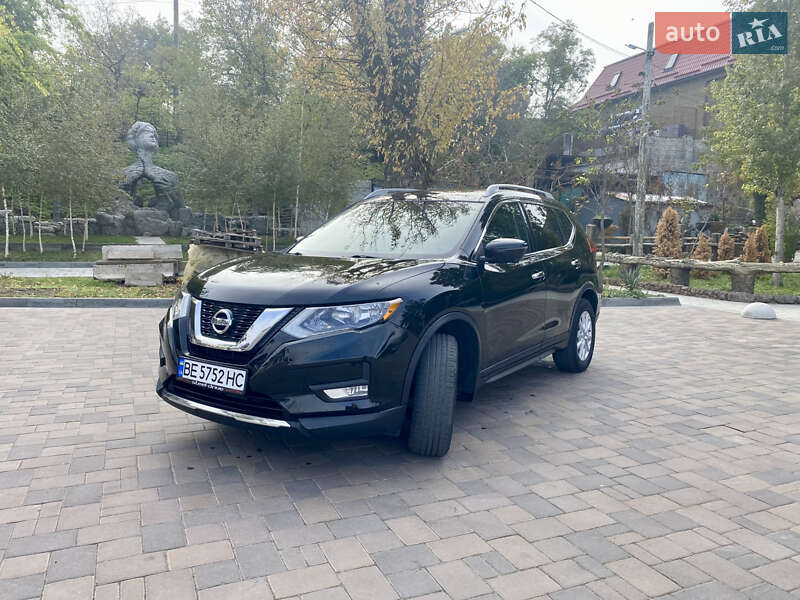 Позашляховик / Кросовер Nissan Rogue 2017 в Миколаєві фото 3 Позашляховик / Кросовер Nissan Rogue 2017 в Миколаєві