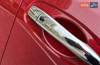 Внедорожник / Кроссовер Nissan Rogue 2017 в 