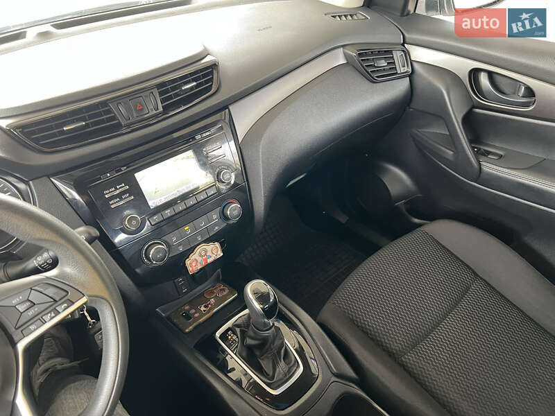 Внедорожник / Кроссовер Nissan Rogue 2017 в Николаеве фото 9 Внедорожник / Кроссовер Nissan Rogue 2017 в Николаеве
