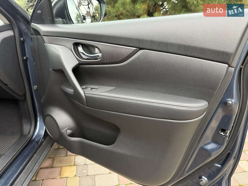 Позашляховик / Кросовер Nissan Rogue 2016 в Дніпрі фото 53 Позашляховик / Кросовер Nissan Rogue 2016 в Дніпрі