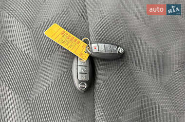 Позашляховик / Кросовер Nissan Rogue 2016 в  фото 21 Позашляховик / Кросовер Nissan Rogue 2016 в