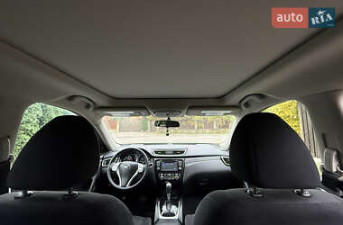 Позашляховик / Кросовер Nissan Rogue 2016 в  фото 33 Позашляховик / Кросовер Nissan Rogue 2016 в