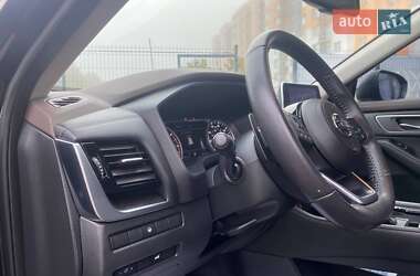 Внедорожник / Кроссовер Nissan Rogue 2021 в 