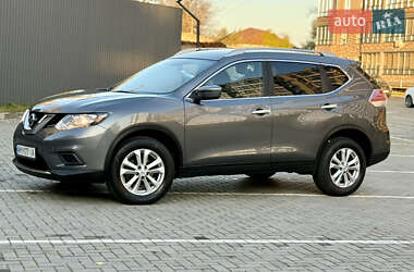 Внедорожник / Кроссовер Nissan Rogue 2016 в 