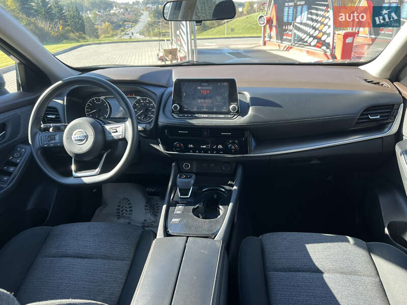 Позашляховик / Кросовер Nissan Rogue 2021 в Тернополі