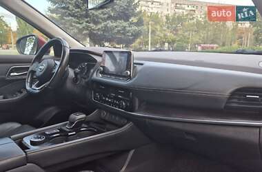 Внедорожник / Кроссовер Nissan Rogue 2020 в 