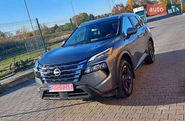 Внедорожник / Кроссовер Nissan Rogue 2024 в 