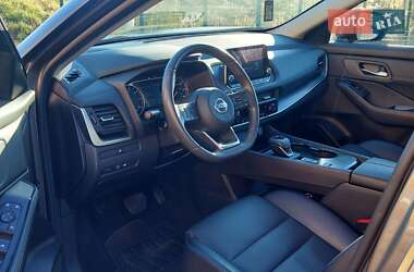 Внедорожник / Кроссовер Nissan Rogue 2024 в 