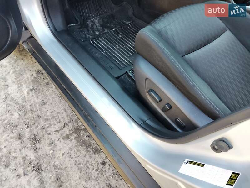 Позашляховик / Кросовер Nissan Rogue 2019 в Тернополі