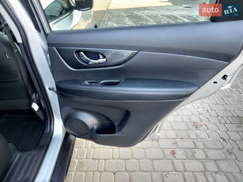 Позашляховик / Кросовер Nissan Rogue 2019 в Тернополі