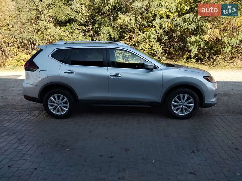 Позашляховик / Кросовер Nissan Rogue 2019 в Тернополі