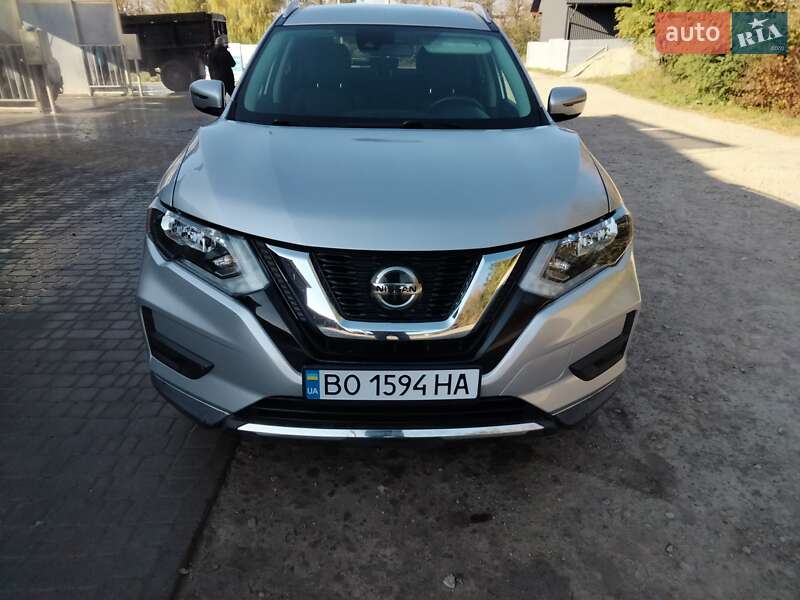 Позашляховик / Кросовер Nissan Rogue 2019 в Тернополі