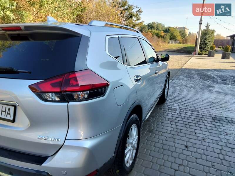 Позашляховик / Кросовер Nissan Rogue 2019 в Тернополі