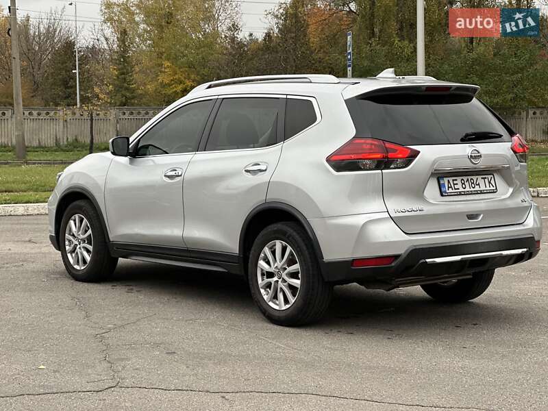 Позашляховик / Кросовер Nissan Rogue 2016 в Києві фото 7 Позашляховик / Кросовер Nissan Rogue 2016 в Києві