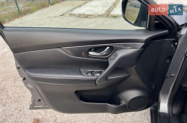 Внедорожник / Кроссовер Nissan Rogue 2020 в 