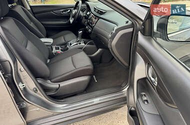 Внедорожник / Кроссовер Nissan Rogue 2020 в 