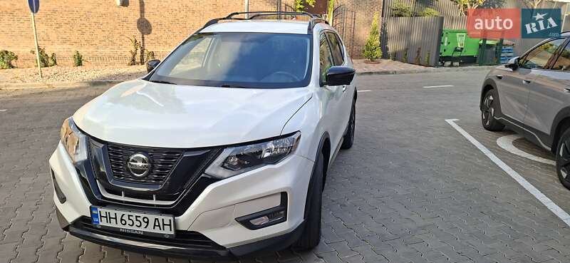 Внедорожник / Кроссовер Nissan Rogue 2018 в Одессе