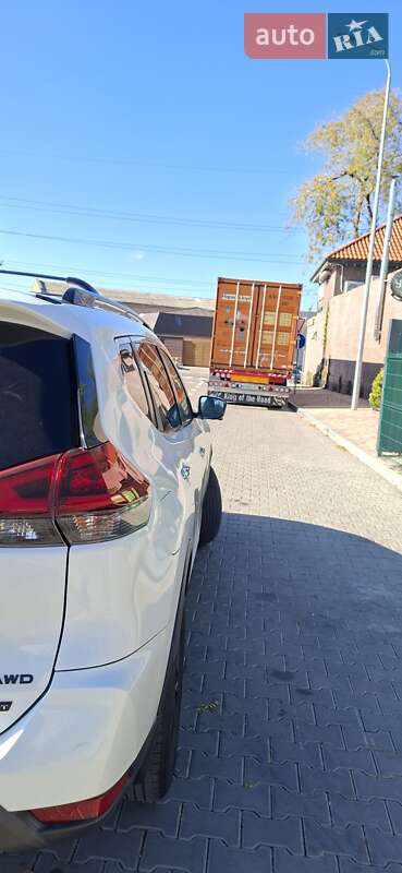 Внедорожник / Кроссовер Nissan Rogue 2018 в Одессе