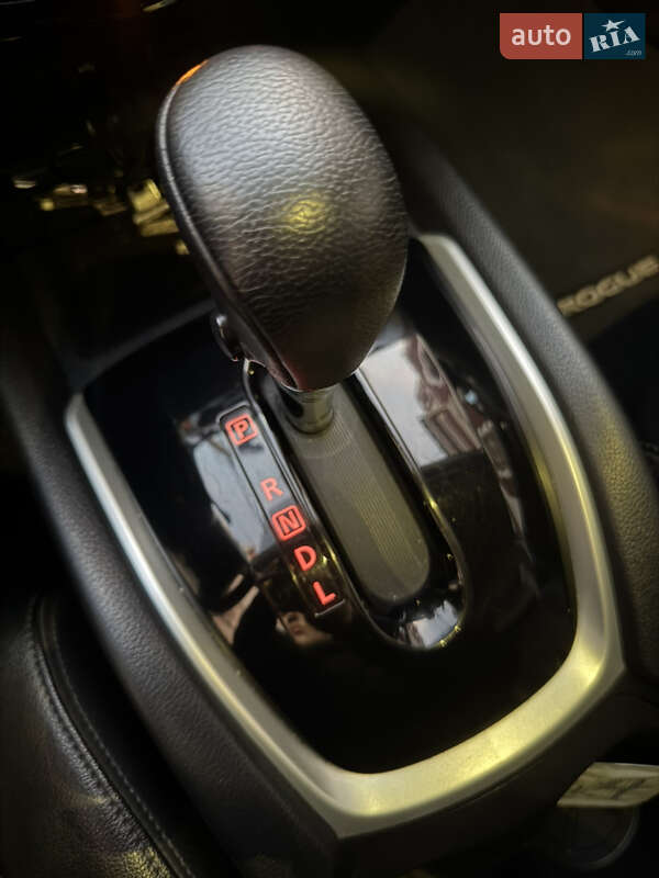 Внедорожник / Кроссовер Nissan Rogue 2016 в Кривом Роге фото 12 Внедорожник / Кроссовер Nissan Rogue 2016 в Кривом Роге