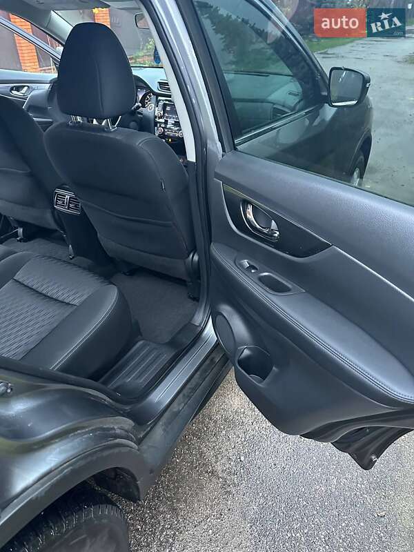 Позашляховик / Кросовер Nissan Rogue 2019 в Івано-Франківську