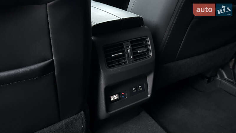 Внедорожник / Кроссовер Nissan Rogue 2021 в Ровно фото 41 Внедорожник / Кроссовер Nissan Rogue 2021 в Ровно