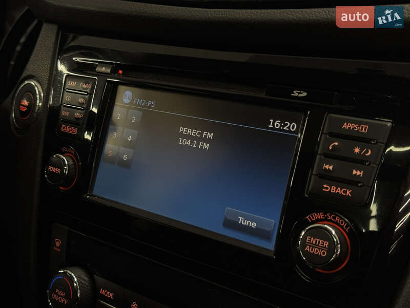 Позашляховик / Кросовер Nissan Rogue 2017 в Миколаєві