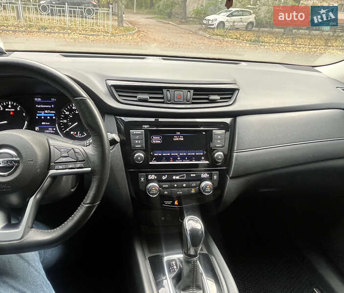Внедорожник / Кроссовер Nissan Rogue 2018 в Киеве фото 16 Внедорожник / Кроссовер Nissan Rogue 2018 в Киеве