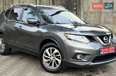 Внедорожник / Кроссовер Nissan Rogue 2015 в 