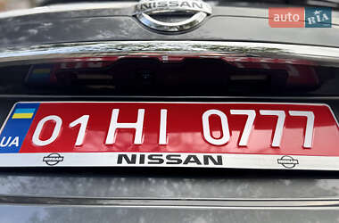 Внедорожник / Кроссовер Nissan Rogue 2015 в 