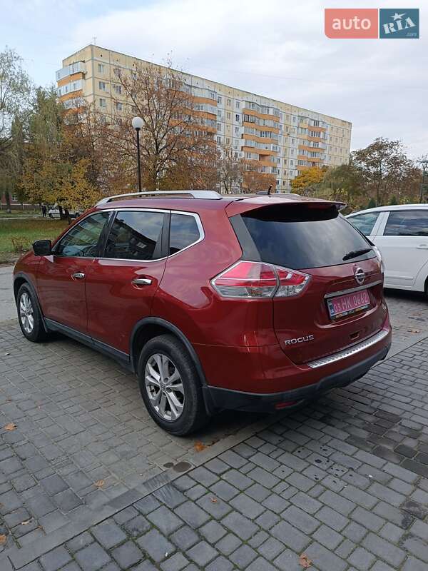 Внедорожник / Кроссовер Nissan Rogue 2016 в Маневичах