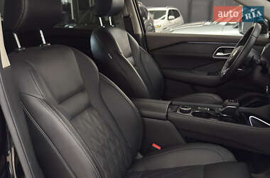 Внедорожник / Кроссовер Nissan Rogue 2020 в 
