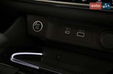 Внедорожник / Кроссовер Nissan Rogue 2020 в 