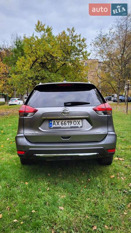 Позашляховик / Кросовер Nissan Rogue 2018 в Харкові