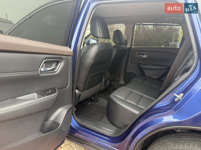 Позашляховик / Кросовер Nissan Rogue 2021 в Білій Церкві