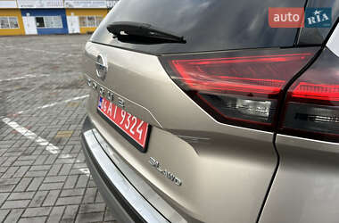 Внедорожник / Кроссовер Nissan Rogue 2020 в 