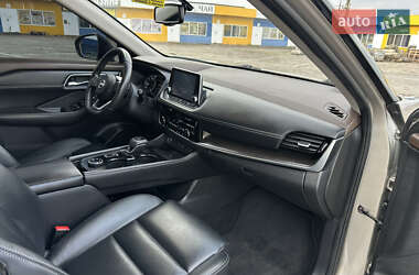 Внедорожник / Кроссовер Nissan Rogue 2020 в 