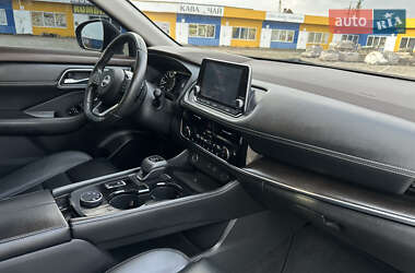 Внедорожник / Кроссовер Nissan Rogue 2020 в 