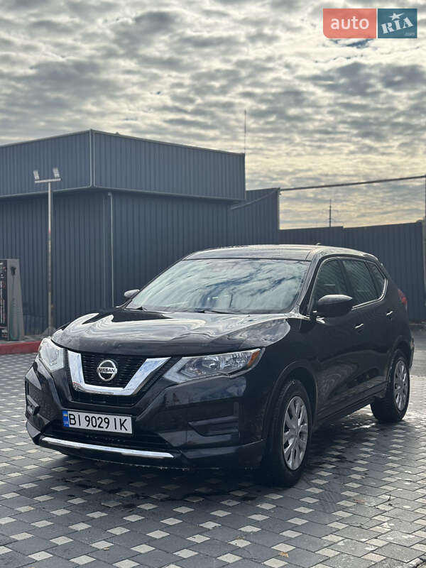 Внедорожник / Кроссовер Nissan Rogue 2020 в Полтаве